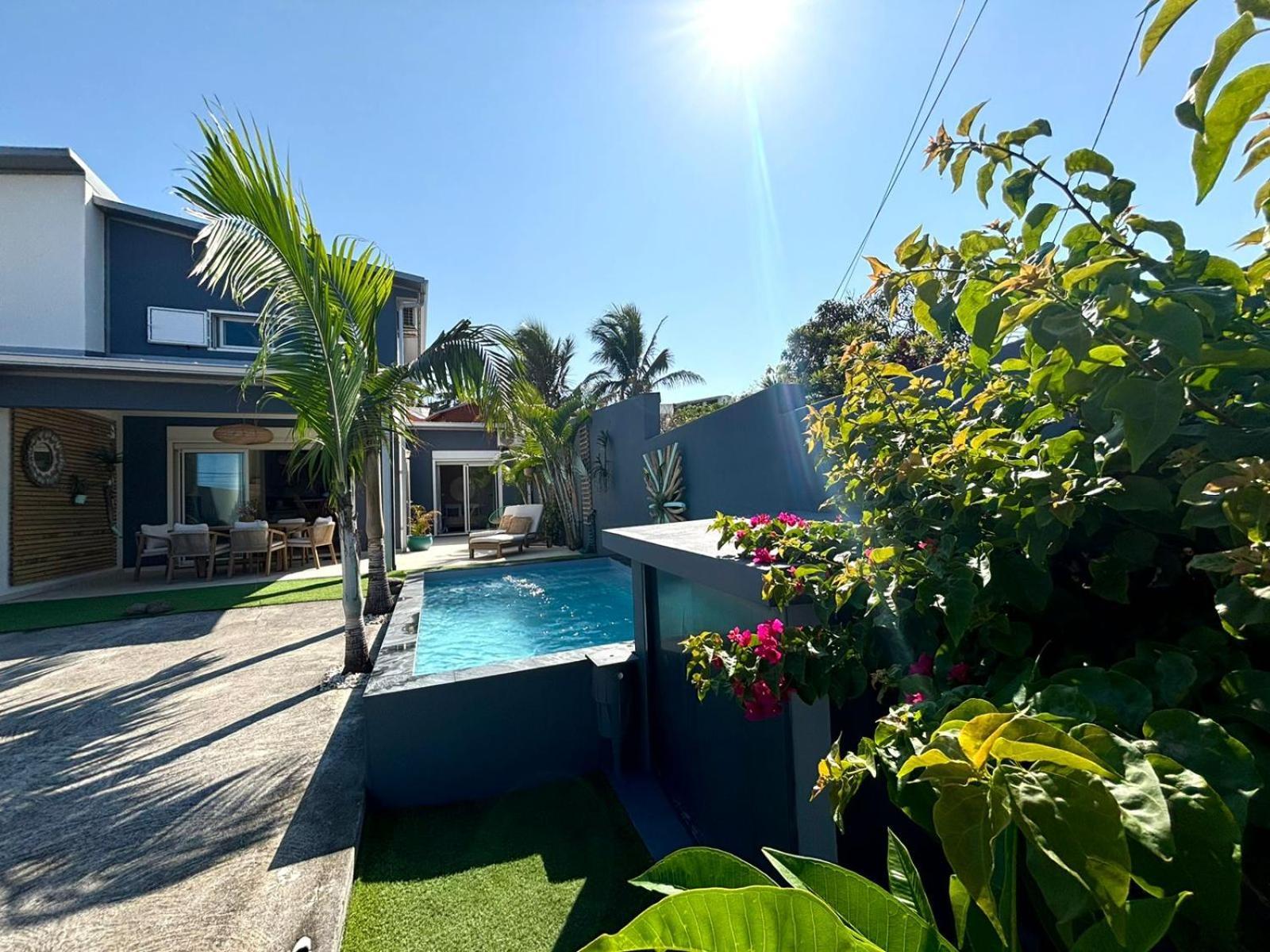 Lestipecheur Fr Villa Grise Avec Piscine Bord De Mer Saint Pierre Exterior foto